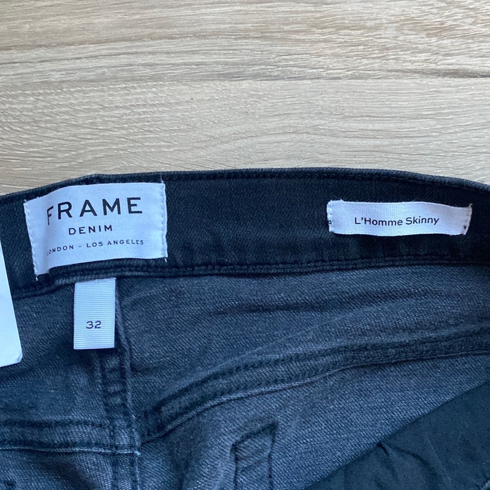 FRAME Denim dark blue/black jeans. size 32Wx31L, Cut-FRAME L’Homme Skinny.